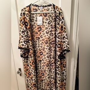 NWT LuLaRoe Leopard Print Kimono with Black Lace